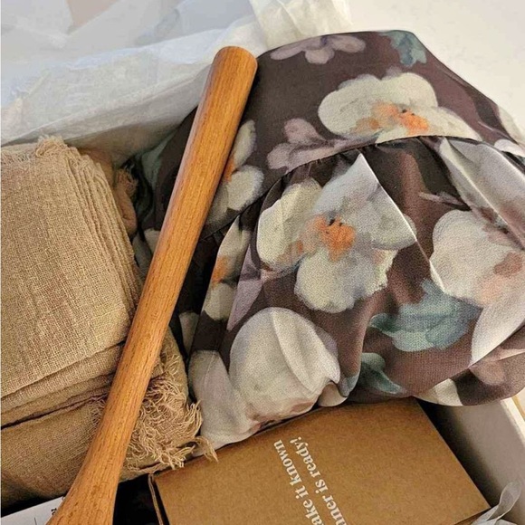 SOLD The Grace Midi Dress - Picture 2 of 3